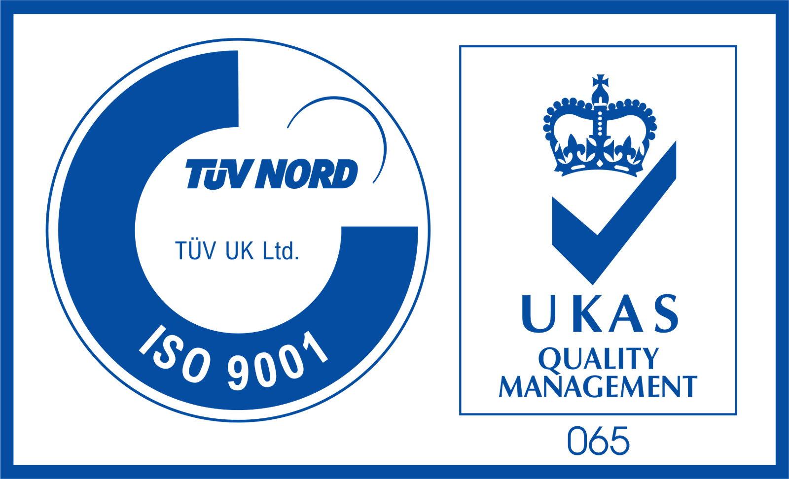 Rénovation et entretien de piscine 20 Logos de certification ISO 9001 TÜV NORD et UKAS Quality Management avec couronne et coche bleue, attestant d’un système de management de la qualité certifié.