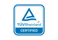 Logo de certification TÜV Rheinland Certified en bleu et blanc avec symbole triangulaire stylisé et mention « Certified ».